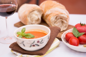 Grillezett gazpacho leves